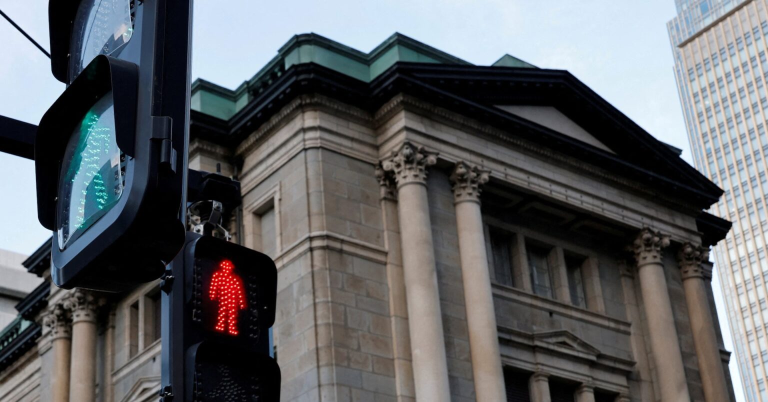 ＮＹ外為市場＝円急落、日銀が追加利上げ明確に示さず　介入警戒続く | ロイター