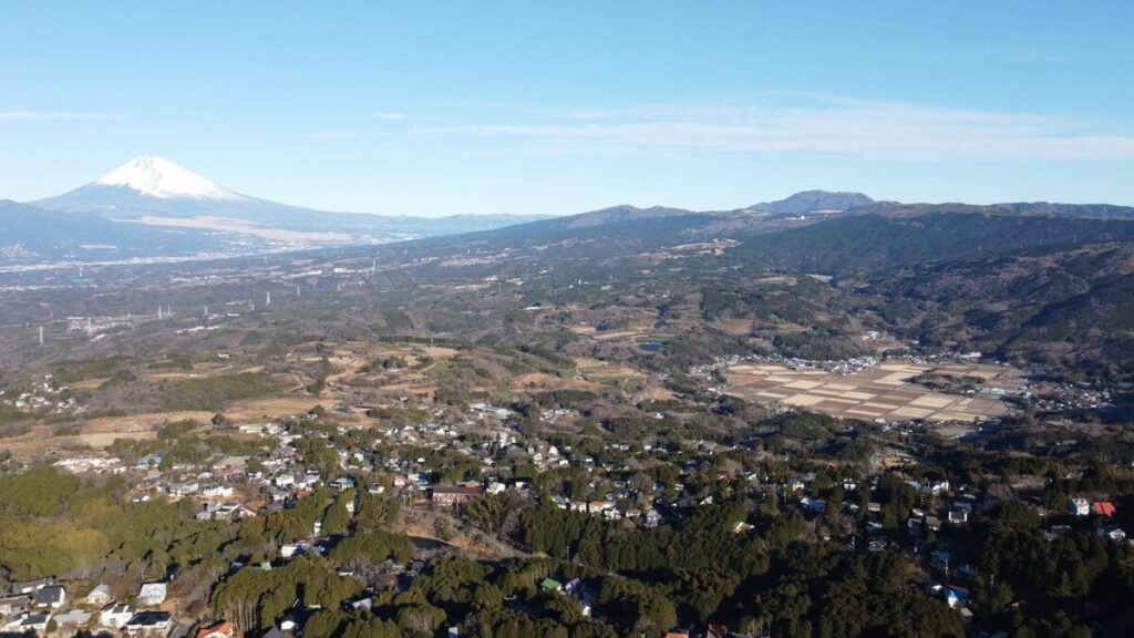 静岡県函南町「東京ドーム13個分のメガソーラー」を事業中止に追い込んだ元警視が語る、計画阻止への戦い方 ［2025年を振り返る］函南メガソーラー計画を止めた山口雅之氏に聞く【JBpressセレクション】(1/4) | JBpress (ジェイビープレス)