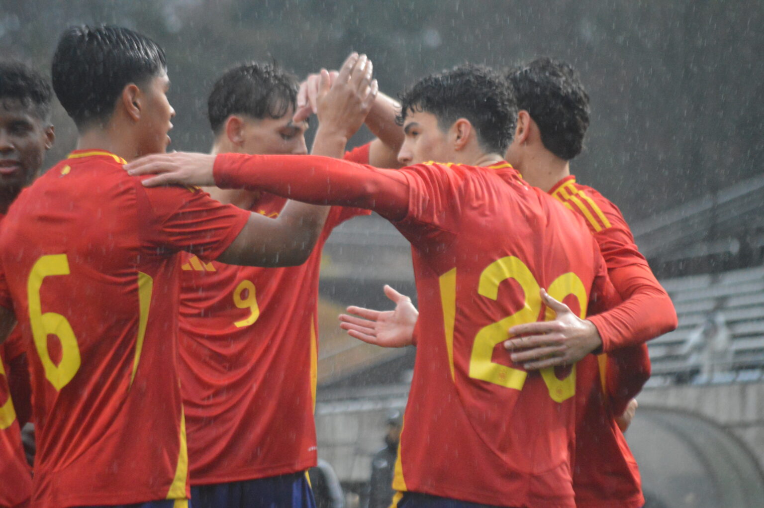 フランシスコ・ガジャルド・レオン監督 「良いサッカーをする、そのための準備をすることを考えました」　U-18スペイン代表、4-2でU-18日本代表に勝利 | 高校サッカードットコム