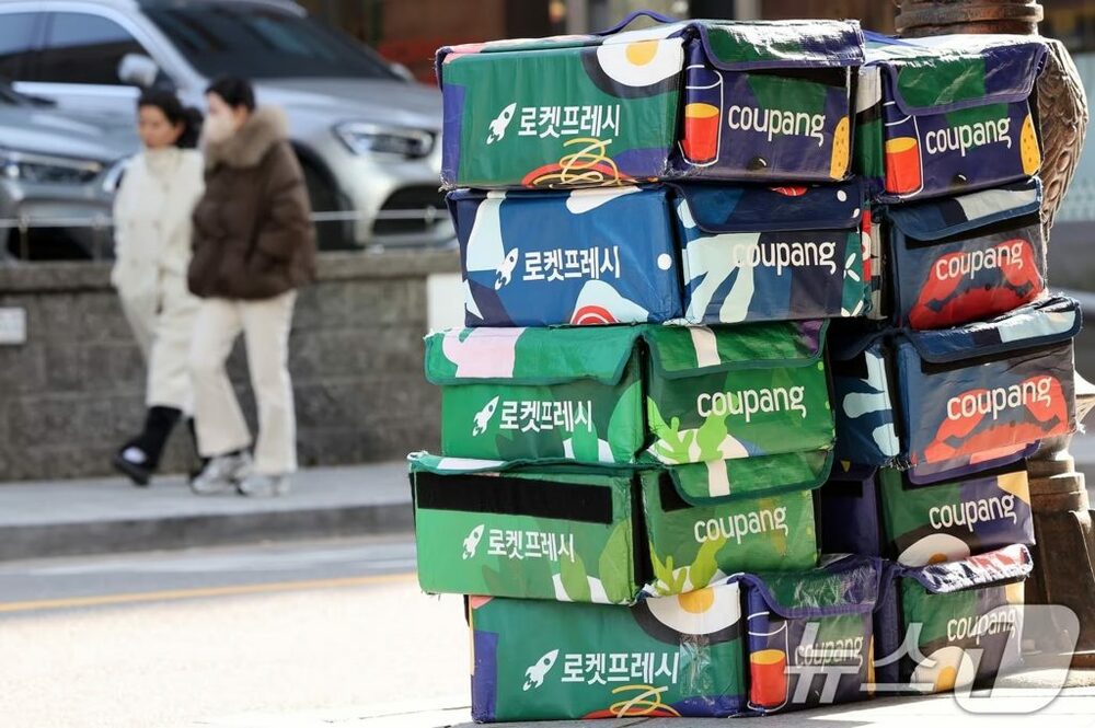 個人情報流出で「離脱」続くクーパン利用者…韓国・新たな行き先は「朝の配送」強化の企業　写真枚　国際ニュース：AFPBB News