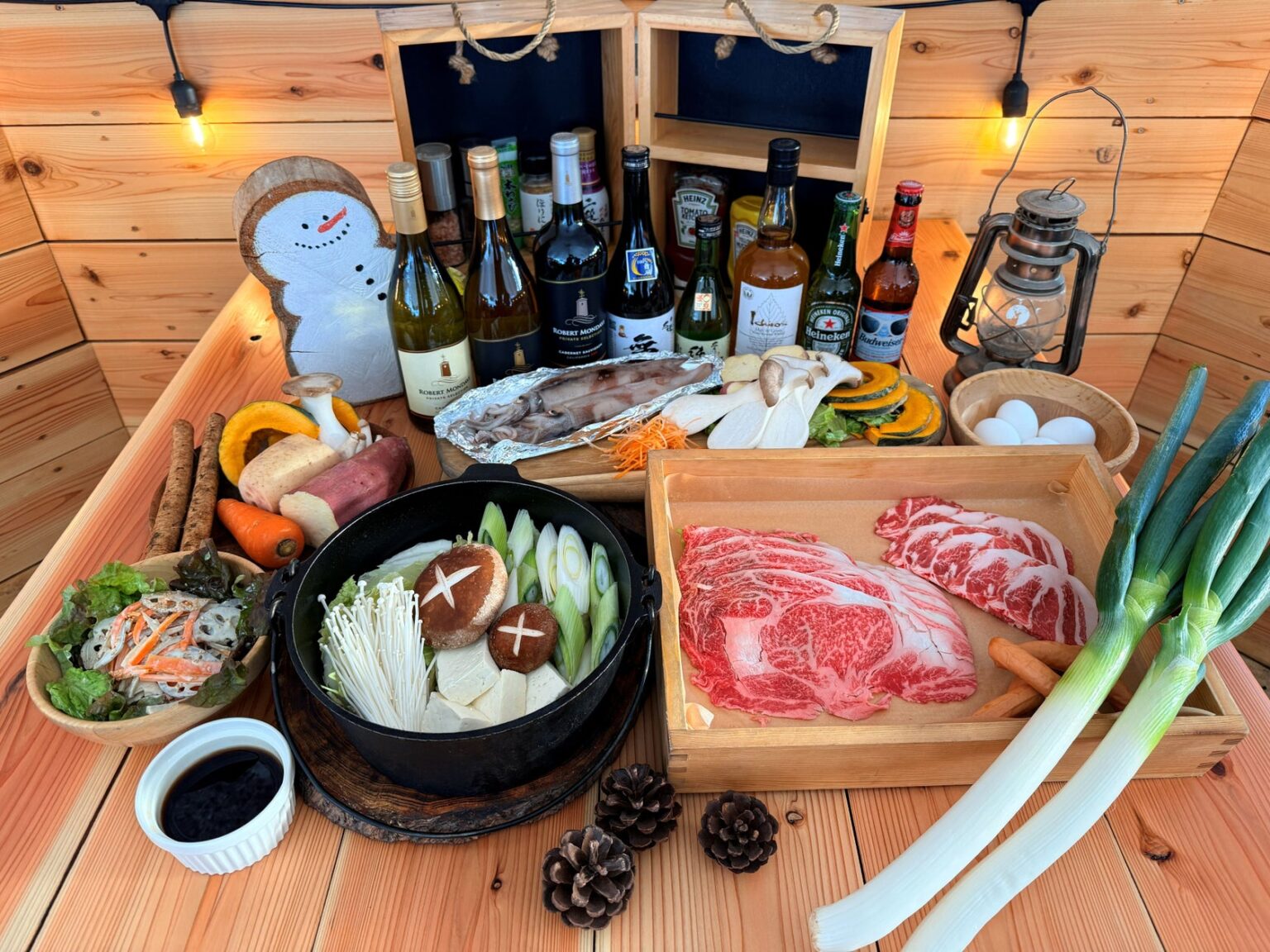 最高のリトリートを体験できる THE FIVE RIVERS FINE GLAMPING 群馬 白沢　コタツで味わう”すき焼き冬ディナー”＆ペットフーディスト監修愛犬用”新春おせちディナー”　提供開始