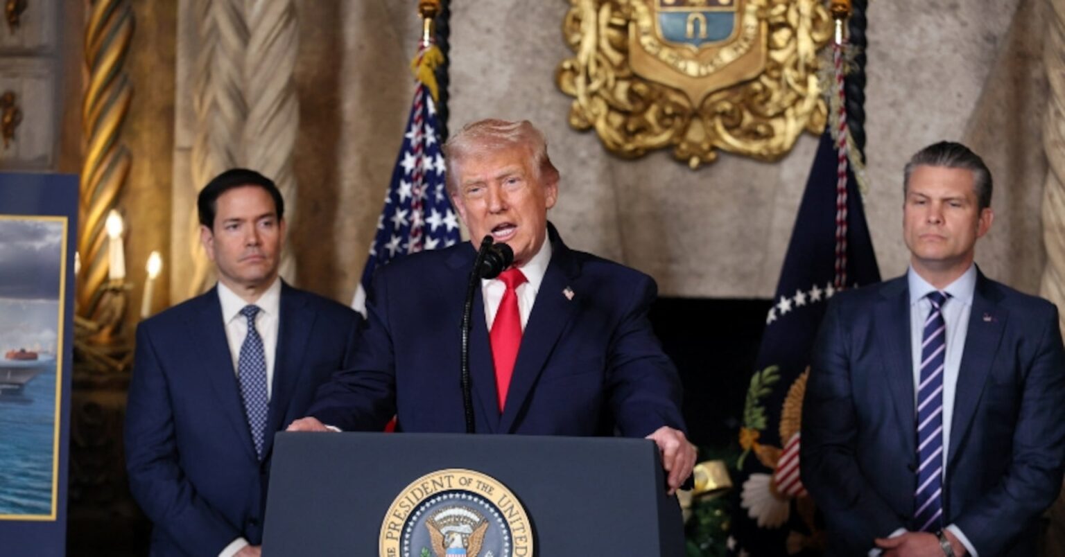 米大統領、史上最大「トランプ級」新型戦艦建造を発表　海軍力強化へ | ロイター