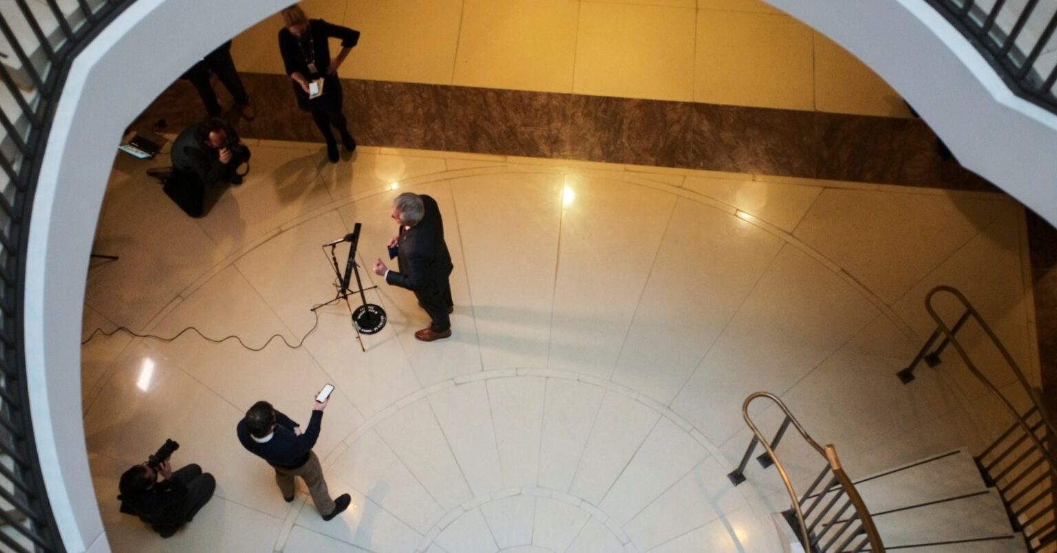 米大使召喚は中ロの影響力拡大許す、民主議員がトランプ氏に警告 | ロイター