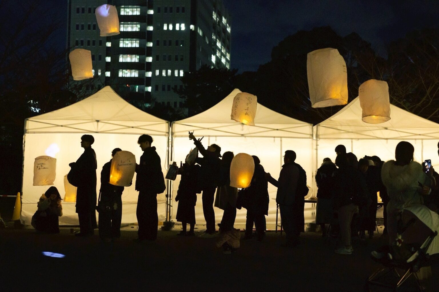 新しい一年の始まりにランタンナイト　静岡・駿府城公園【ランタン夜市とWONDERFUL AFTER HOLIDAY】開催！イベントを支えるボランティアスタッフを大募集 | 株式会社noniiのプレスリリース