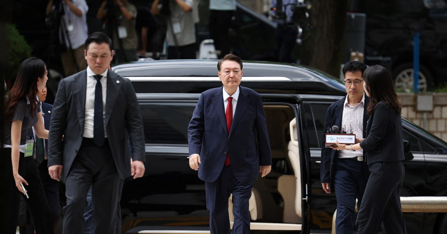 前大統領に懲役10年求刑、非常戒厳後の捜査妨害など　韓国特別検察 | ロイター