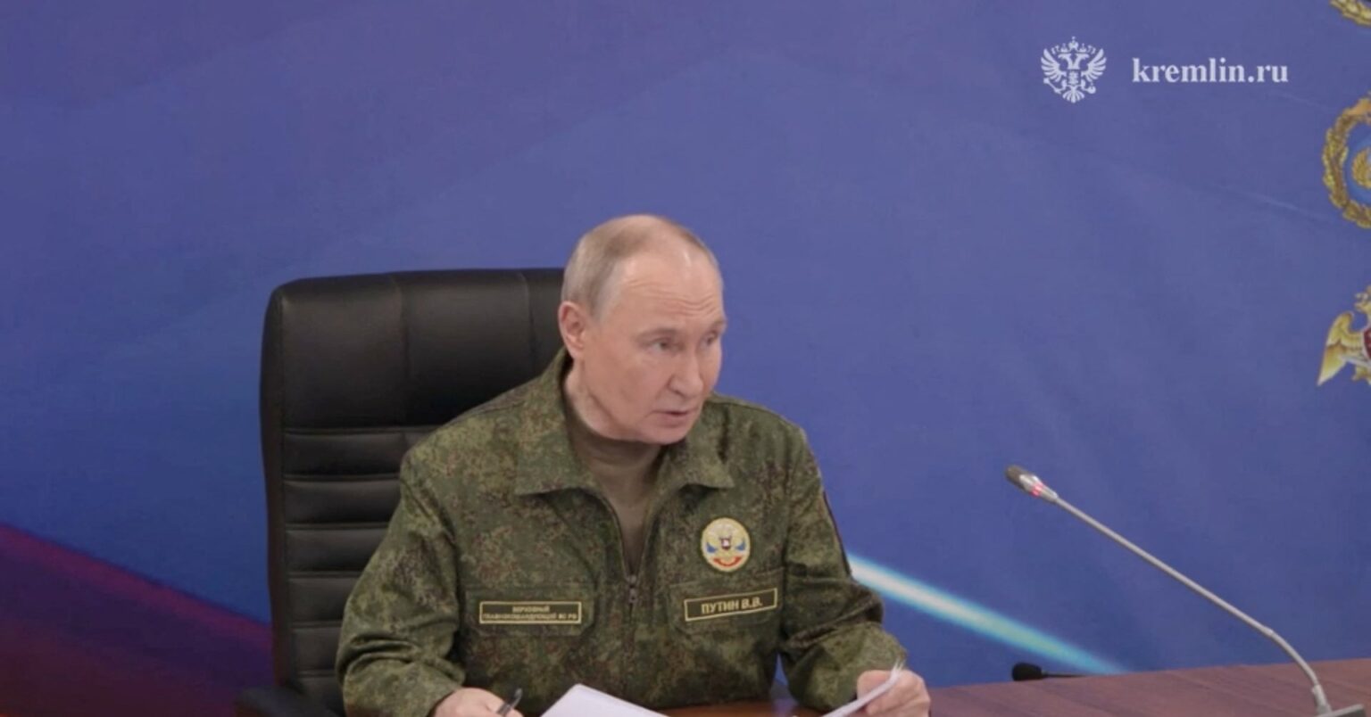 和平望まないなら特別作戦の目標追求、プーチン氏がウクライナに警告 | ロイター 和平望まないなら特別作戦の目標追求、プーチン氏がウクライナに警告 | ロイター