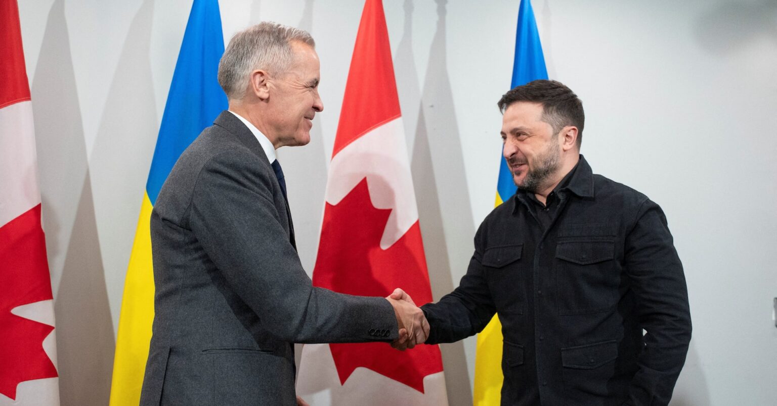 カナダ首相、対ウクライナ25億ドル追加支援発表　ゼレンスキー氏と会談 | ロイター