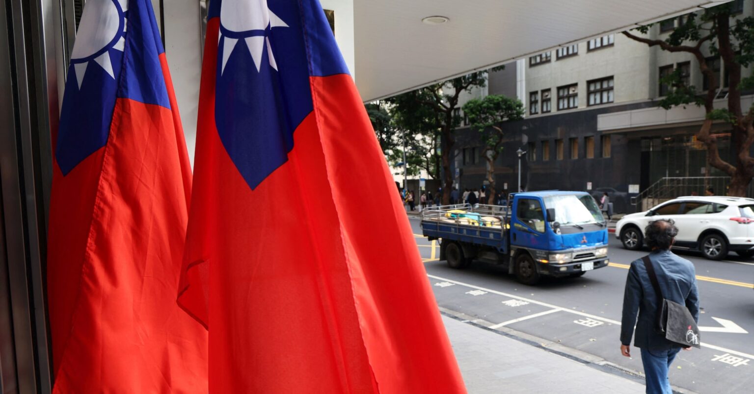 情報BOX：中国、軍事演習で台湾威圧　過去の海峡危機 | ロイター