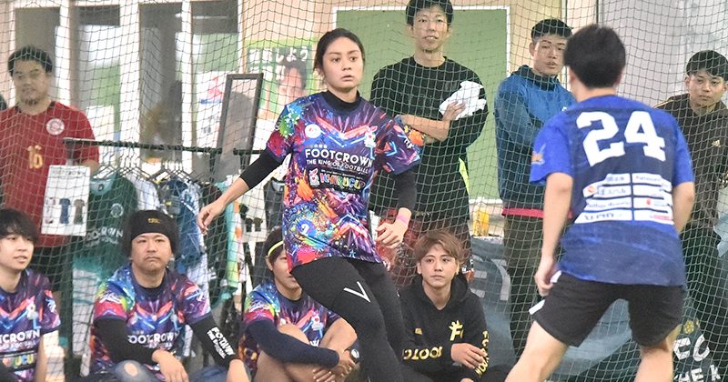 宮城、軽快に得点 異業種フットサル 県内外32チーム参加 宮城、軽快に得点 異業種フットサル 県内外32チーム参加