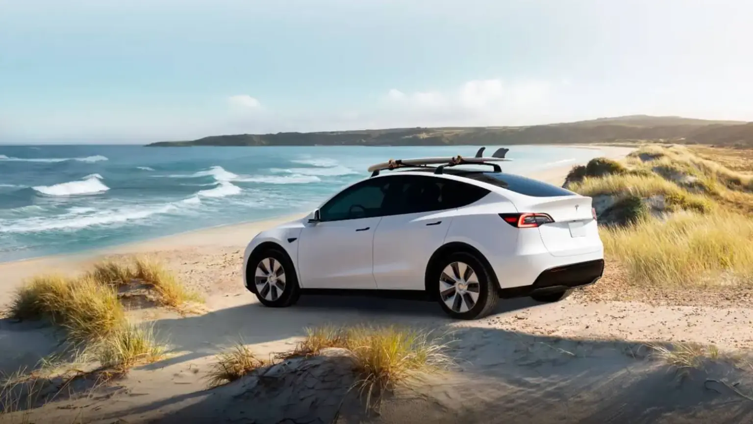 テスラFSDの欧州初公共シャトル、ドイツ地方で稼働開始—高齢者支援の無料運行、狭路でも安定走行を実証