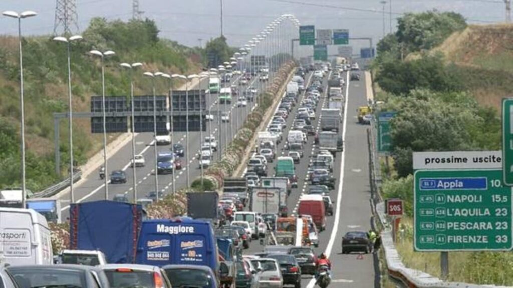 1月1日以来、高速道路料金が値上げされました: 平均1.5%