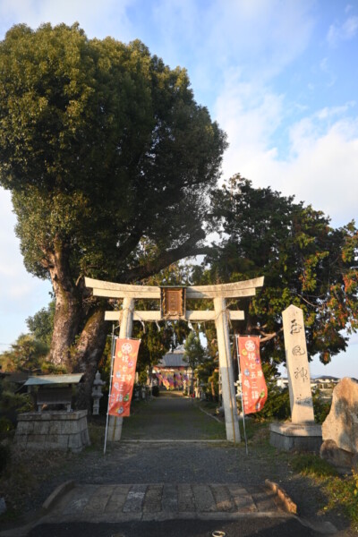 玉田神社への入り口　2025年12月7日　撮影：MKタクシー