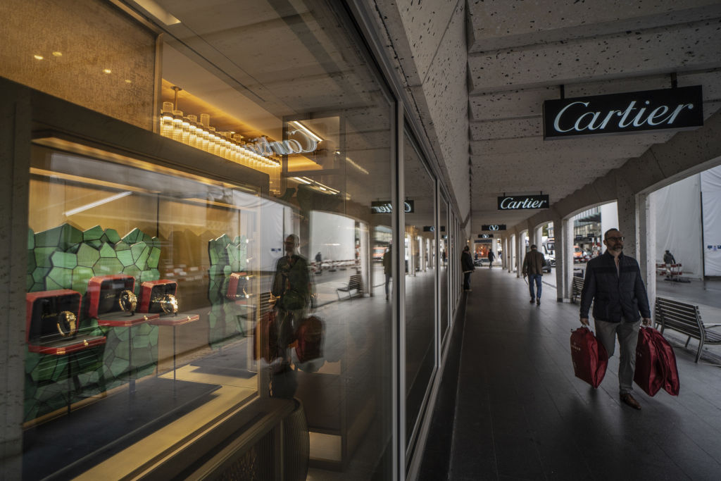 超富裕層への相続税50%案、スイス国民投票で否決-富豪移住懸念が影響 – Bloomberg 超富裕層への相続税50%案、スイス国民投票で否決-富豪移住懸念が影響 - Bloomberg