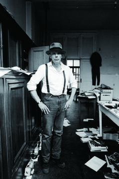 拡大画像を表示する