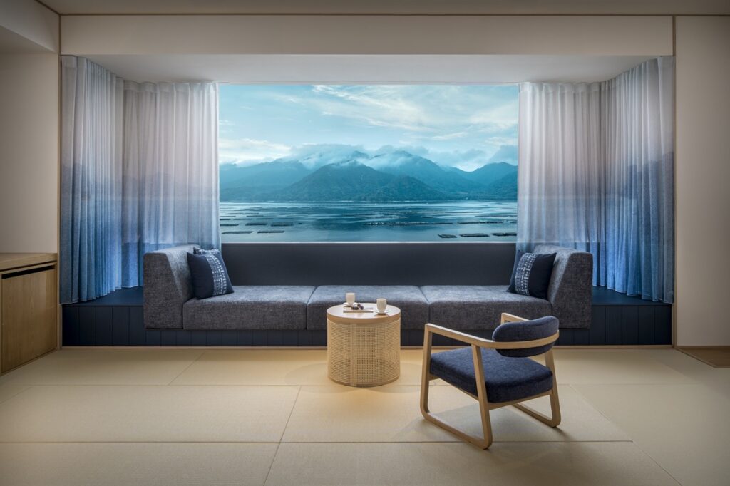 世界遺産 嚴島神社への拠点に、全室から瀬戸内海を一望! 星野リゾート「界 宮島」2026年夏開業、上質空間に絶景露天風呂も(広島県) | 旅とお出かけ 鉄道チャンネル 世界遺産 嚴島神社への拠点に、全室から瀬戸内海を一望! 星野リゾート「界 宮島」2026年夏開業、上質空間に絶景露天風呂も(広島県) | 旅とお出かけ 鉄道チャンネル