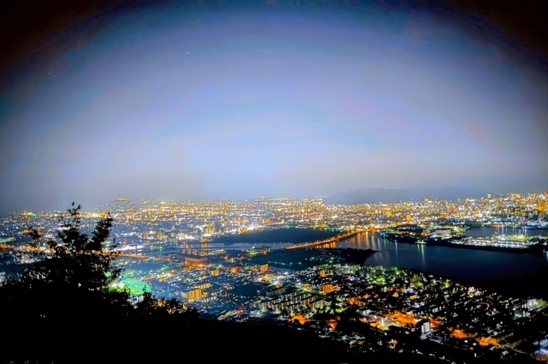 高松の街を一望できる夜景スポット「五色台」Google Pixel 10 で編集した夜景