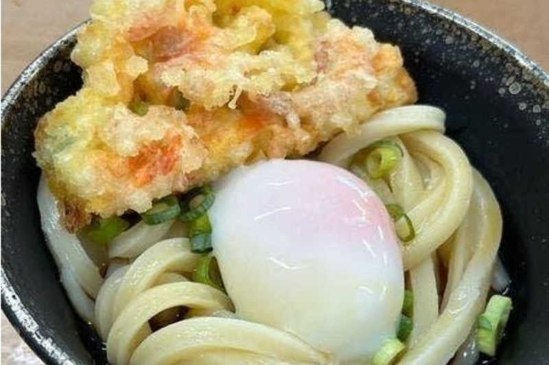 “香川グルメ代表「讃岐うどん」を味わう