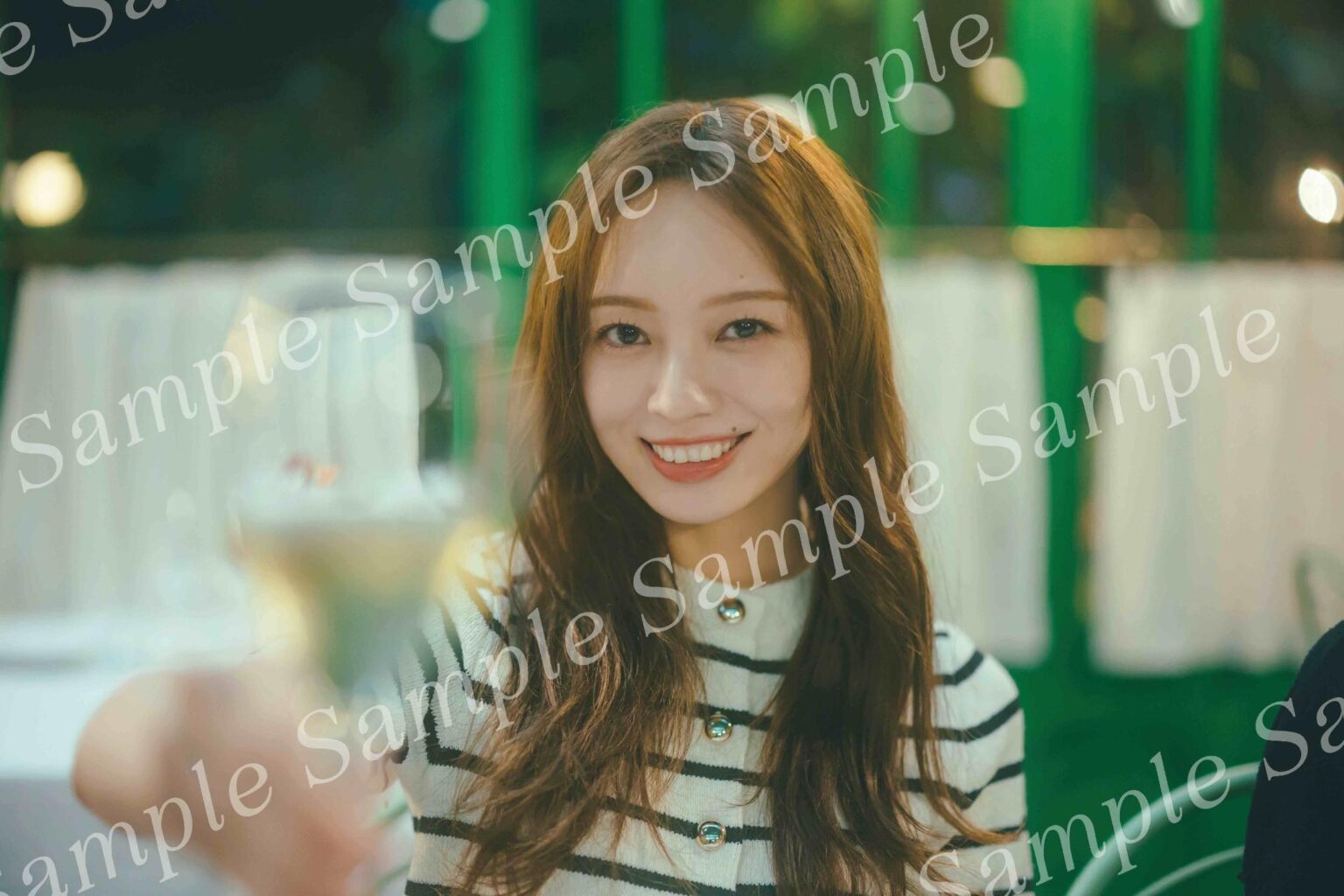 乃木坂46 梅澤美波、イタリア旅を記録した2nd写真集発売　記念配信W特典も発表（リアルサウンド） - Yahoo!ニュース