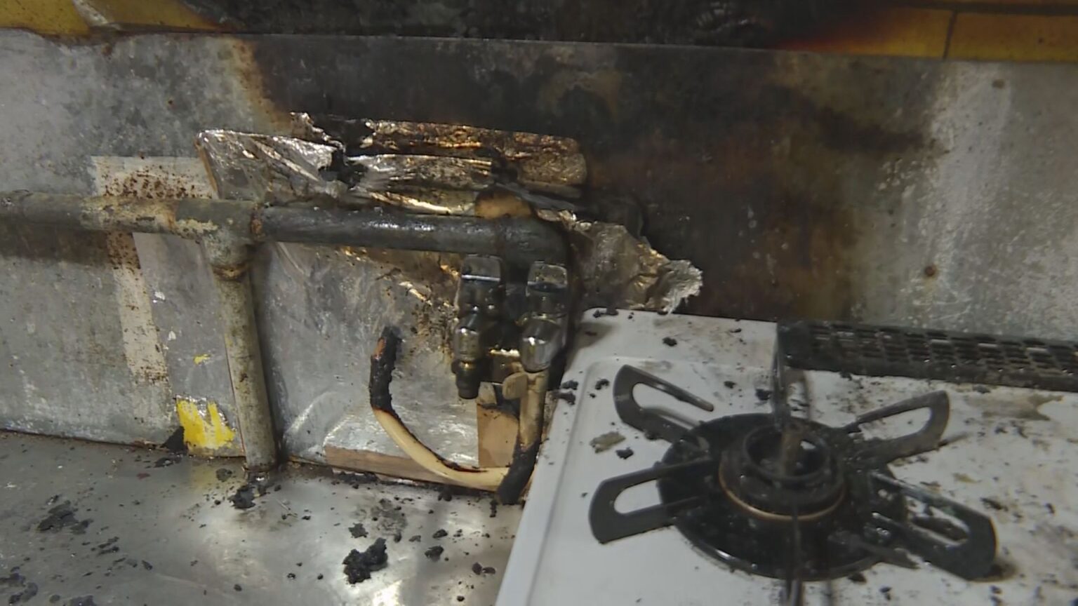 広い範囲でガス漏れ…15か所以上で火災発生 ガス供給施設の異常が原因か、約1万2500世帯で都市ガスの供給停止　山口・宇部（ｔｙｓテレビ山口） - Yahoo!ニュース