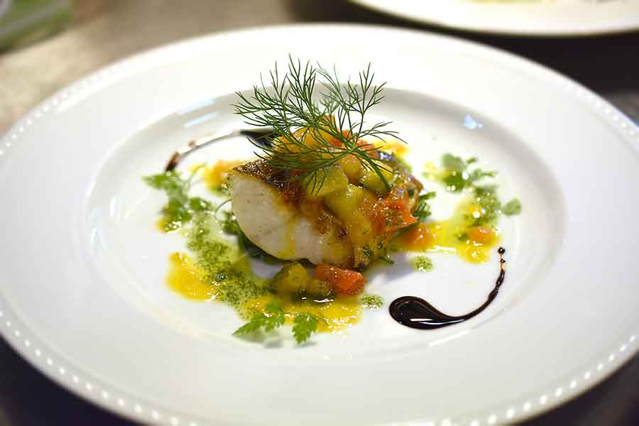 フランス料理（写真はイメージ）【写真：写真AC】