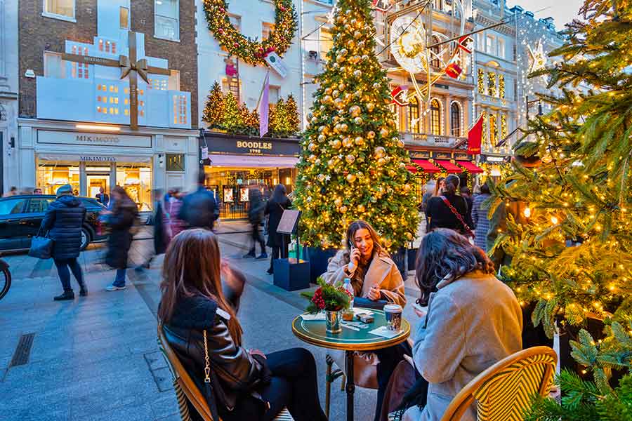 飲食店激戦区のひとつ、ロンドン・ウエストエンド【写真：Aflo】