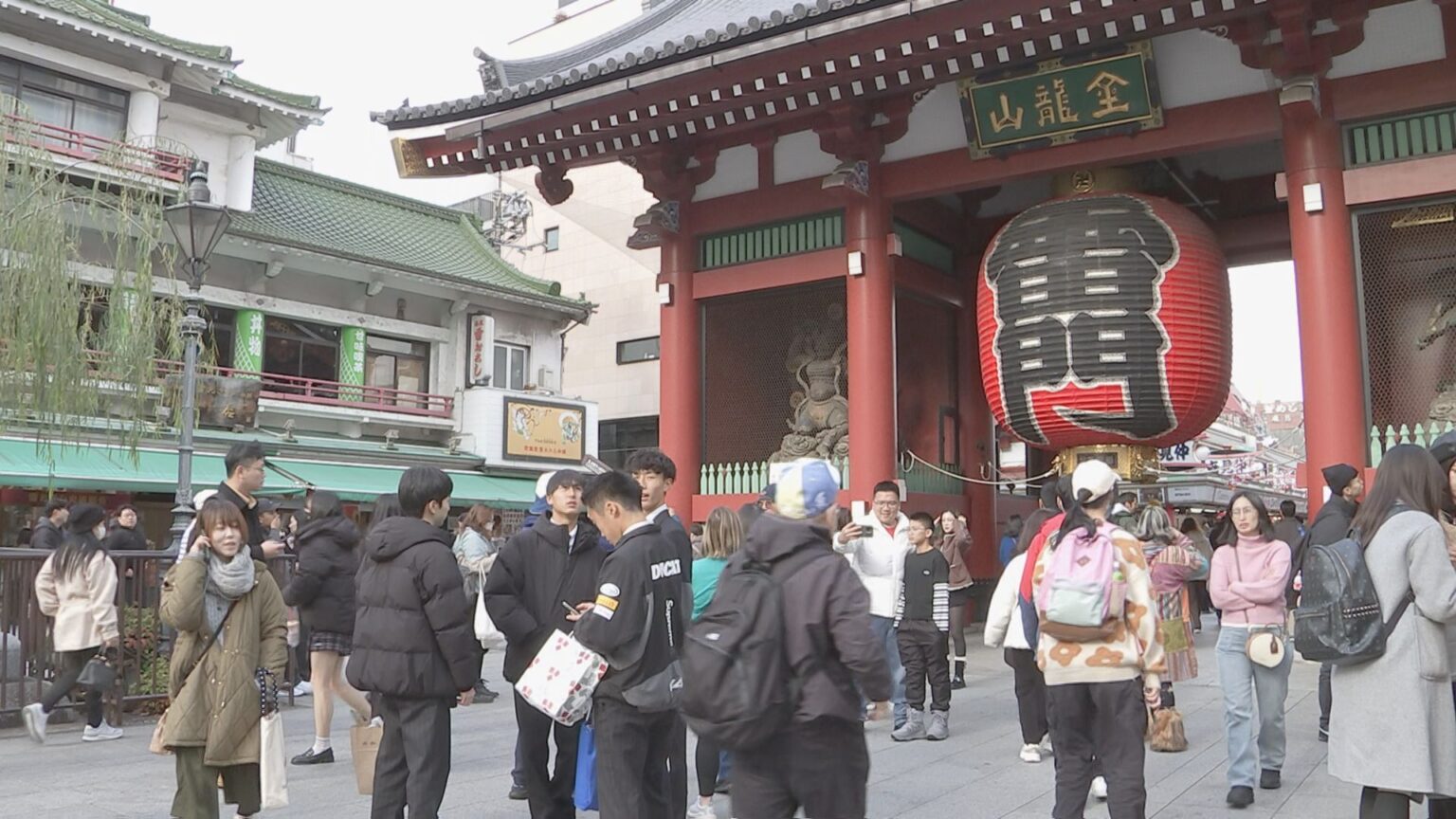 【速報】11月の中国人観光客数は今年最も少ない約56万人　高市総理の台湾有事めぐる発言も影響　世界全体では1月から11月で計約3900万人　すでに1年間で過去最多（TBS NEWS DIG Powered by JNN）