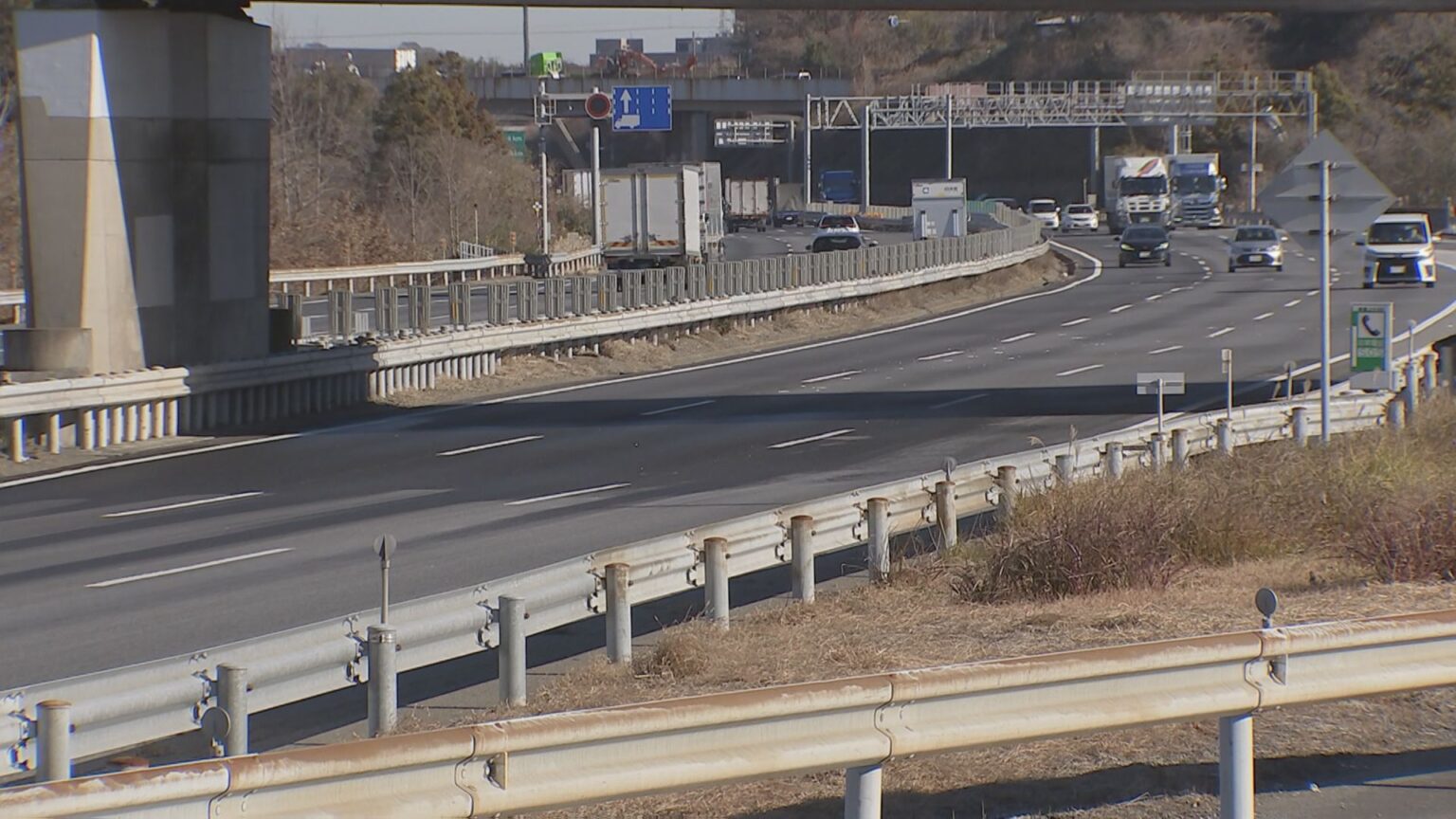 茨城・つくば市の常磐自動車道に男性の遺体　ひき逃げ事件の可能性（TBS NEWS DIG Powered by JNN）