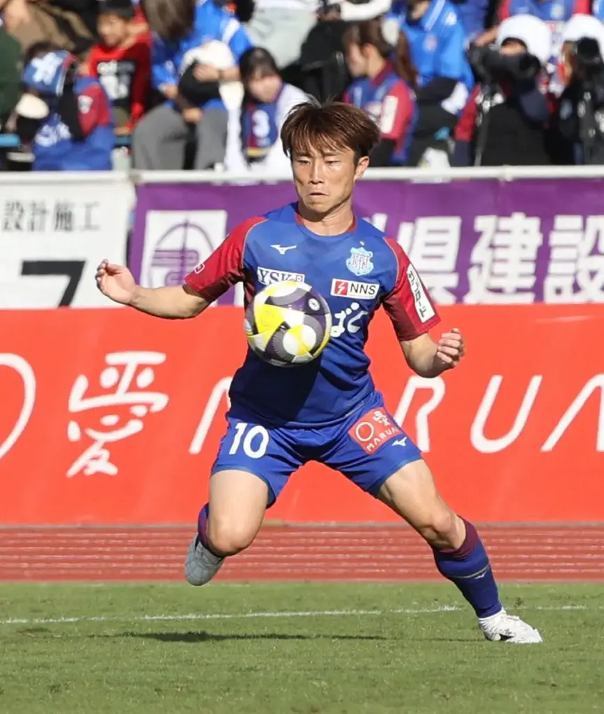 【記事全文】来季J1の水戸　甲府MF鳥海芳樹の獲得に動く　今季はキャリアハイ9得点 - スポニチ Sponichi Annex サッカー