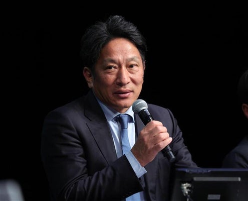 青学大・原晋監督　　はら・すすむ　１９６７年生まれ。広島・世羅高から中京大。中国電力を経て２００４年に監督就任。０９年に３３年ぶりに箱根駅伝出場。１５年から４連覇、２５年に８度目の優勝。