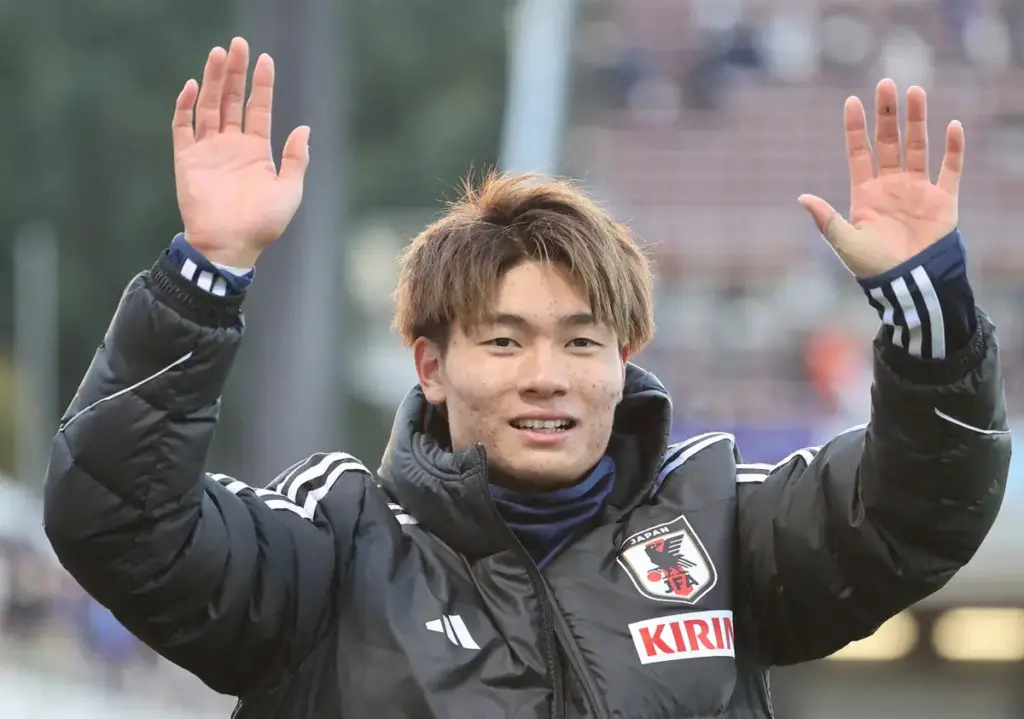 カールスルーエ福田師王が待望の移籍初ゴール　ドイツ2部9戦目で打点が高い同点ヘディング弾 - スポニチ Sponichi Annex サッカー