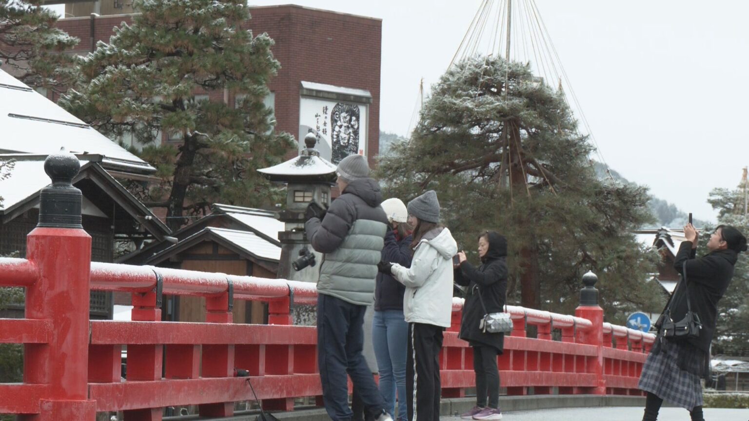 岐阜県を中心に大雪となる所も 今夜にかけて岐阜の山地で50センチの降雪予想 路面凍結や交通への影響に注意(CBCテレビ) – Yahoo!ニュース 岐阜県を中心に大雪となる所も 今夜にかけて岐阜の山地で50センチの降雪予想 路面凍結や交通への影響に注意(CBCテレビ) - Yahoo!ニュース