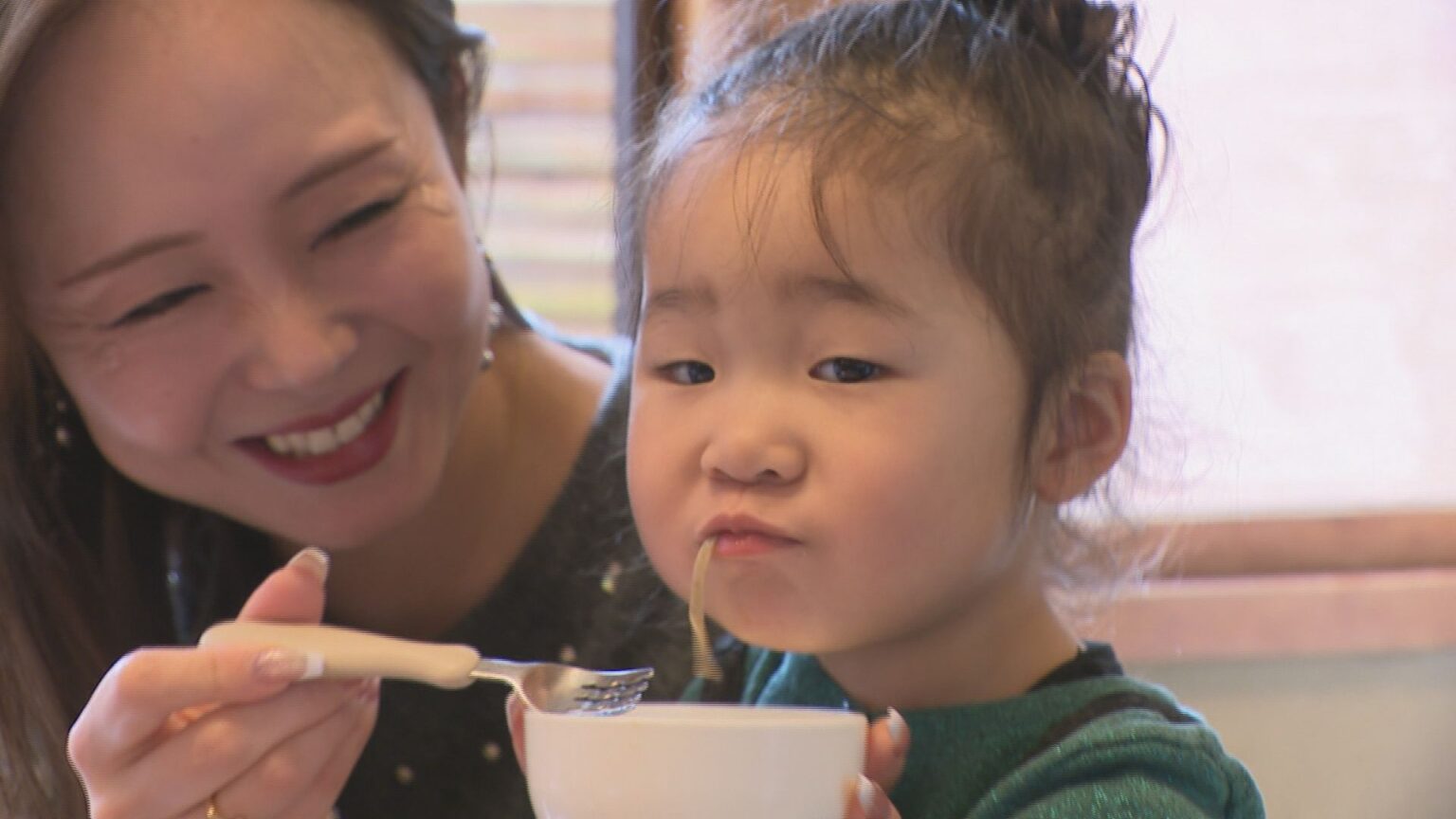 1年の締めくくり 金沢市内のそば店は年越しそばに舌鼓を打つ家族連れらでにぎわう（MRO北陸放送） - Yahoo!ニュース