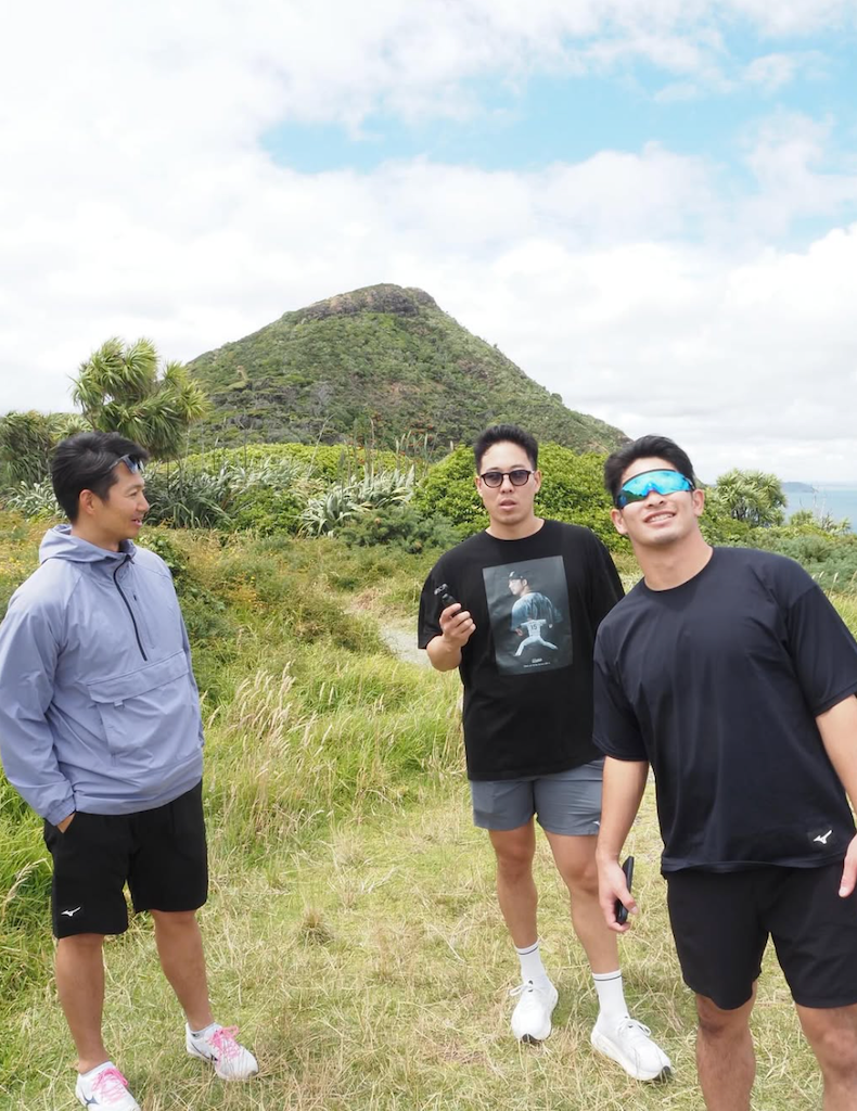 安田尚憲、チームメイトとの絆を深める練習後のトラッキング | 話題の投稿 | スポーツブル (スポブル)