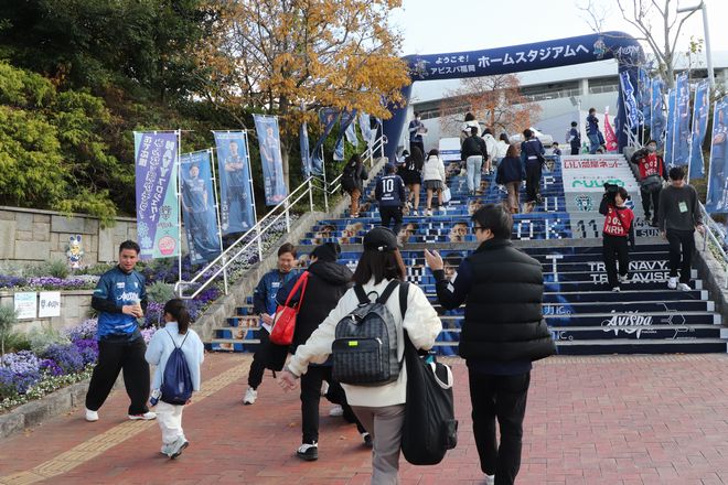 【記者会見 J1第37節 福岡－G大阪】「全員が厳しい日程の中でもしっかりと走って、努力して戦ってくれた」／ダニエル ポヤトス : 「football fukuoka」中倉一志