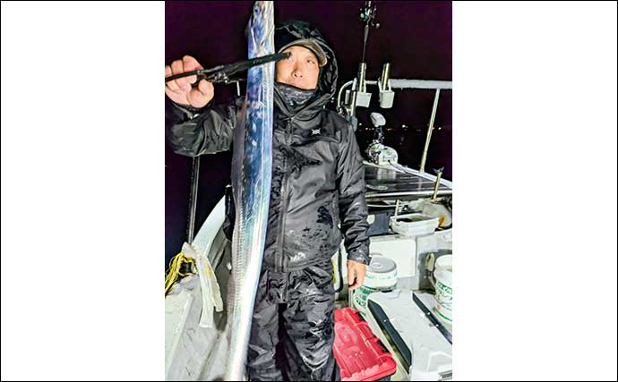 「まるで修行？」富山湾のナイトテンヤタチウオ釣りで指4本級手中【富山県】
