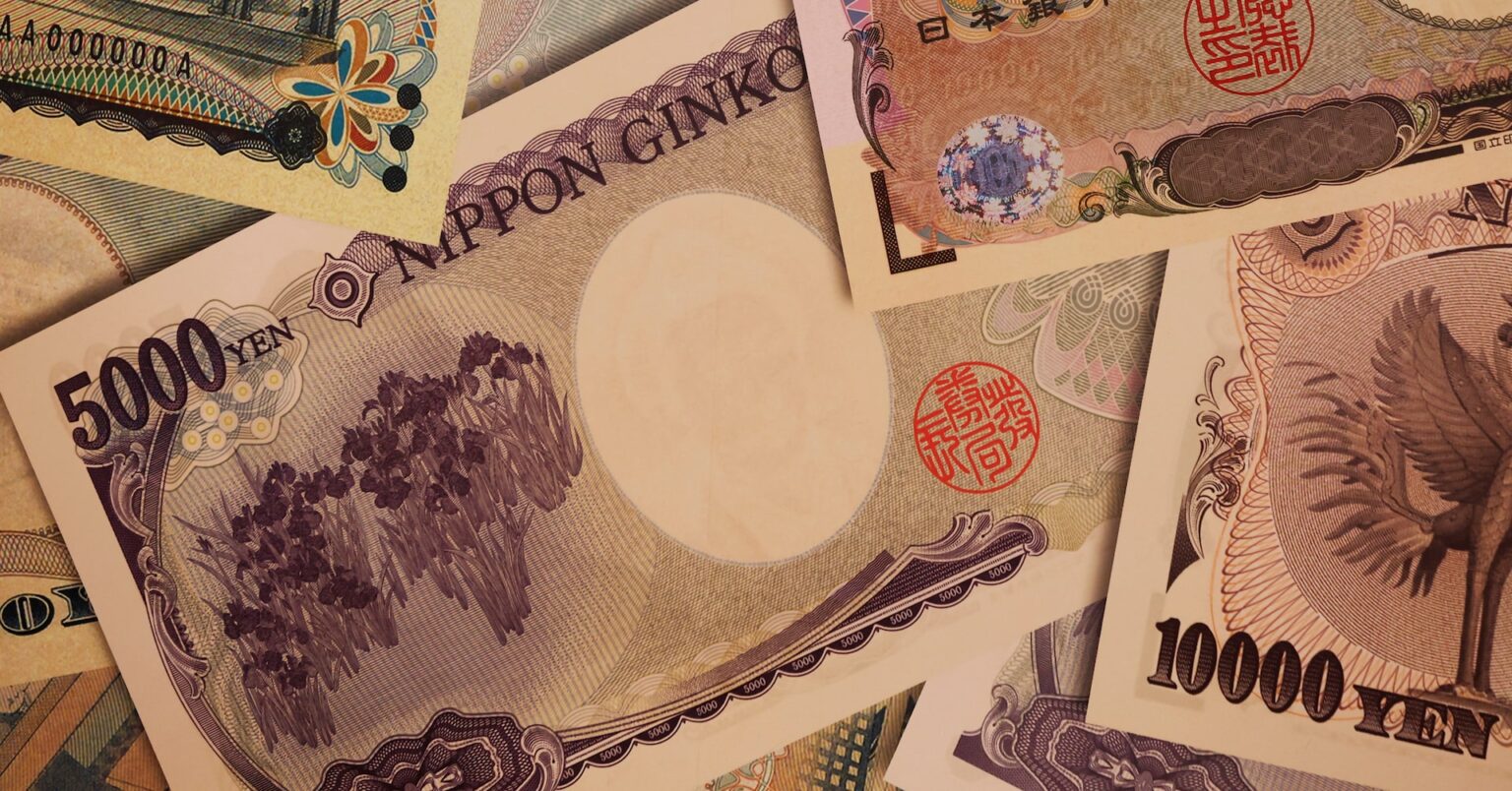 コラム:遠い円の反転シナリオ、「協調円買い介入」の現実味は=内田稔氏 | ロイター コラム:高市政権の円防衛策、日銀の利上げ「黙認」の次の一手は=高島修氏 | ロイター