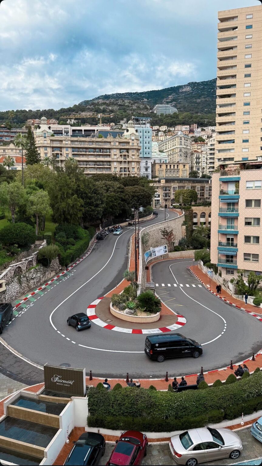 数か月ぶりにここに戻ってきました。戻ってきて気持ちいいよ。皆さんNYEをどう祝っていますか？