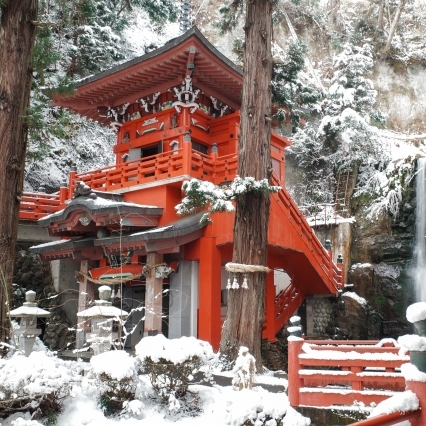 【福島 初詣神社2026】今年の初詣はどうする？福島県内で初詣におすすめの神社８選◎ - DRESSY【公式】ウェディングドレス・ファッション・エンタメニュース