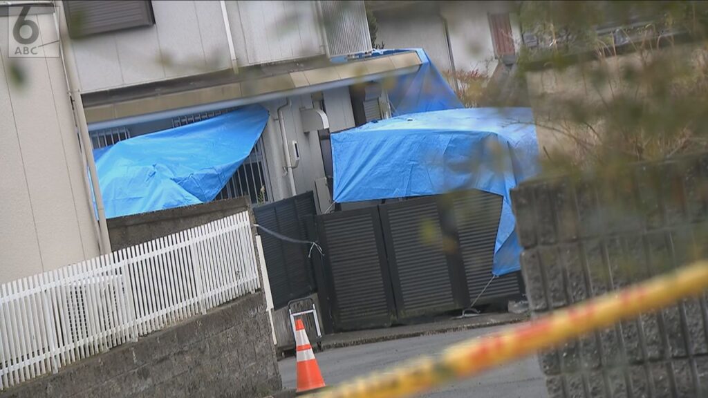 白骨化し死後１０年以上の可能性　自宅の庭に両親の死体遺棄か　５０歳の男逮捕　滋賀・大津市