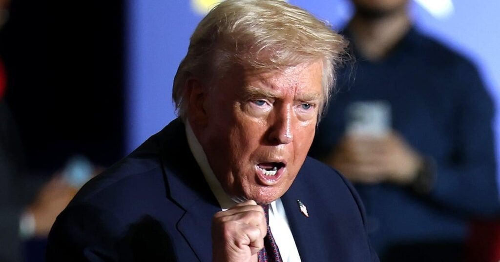 79歳のトランプ大統領、クリスマスのメルトダウンでテレビネットワークに常軌を逸した脅威を与える