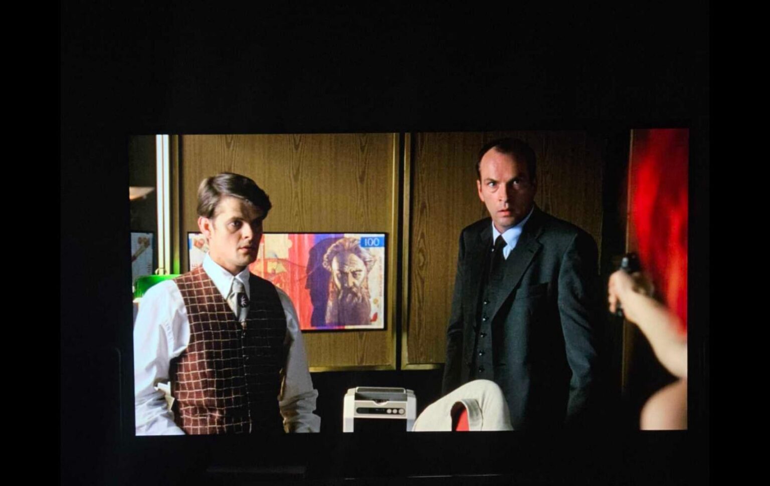 ベルリンを舞台にしたドイツ映画（Lola rennt / Run Lola Run）を観ているのですが、突然...