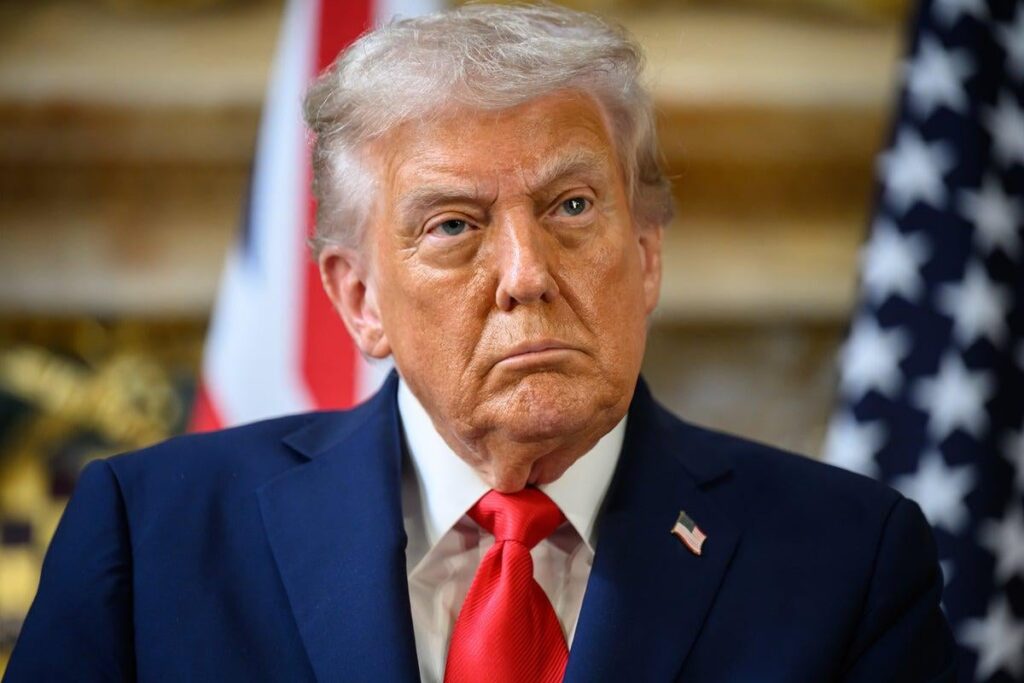 報告書は「ヨーロッパを再び偉大にする」というトランプ大統領の計画を知っていると主張している |ディフェンス・ワンの報告書によると、未公開の米国国家安全保障戦略文書には、オーストリア、ハンガリー、イタリア、ポーランドに欧州連合（EU）離脱を促すトランプ政権の計画が概説されていたという。