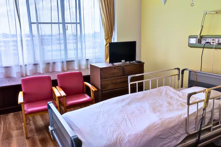 医療法人 徳新会　四日市徳新会病院