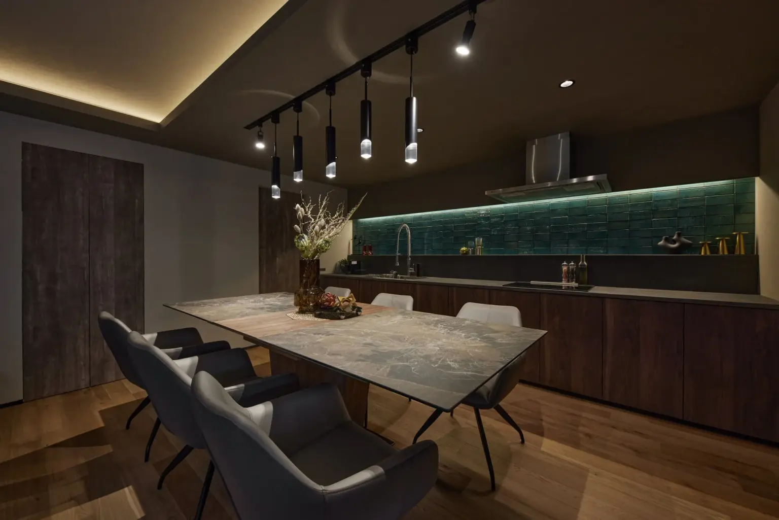 奈良旅の常識を変える！「Cocon Nara Sanjyo」が叶える大人数貸切の贅沢体験