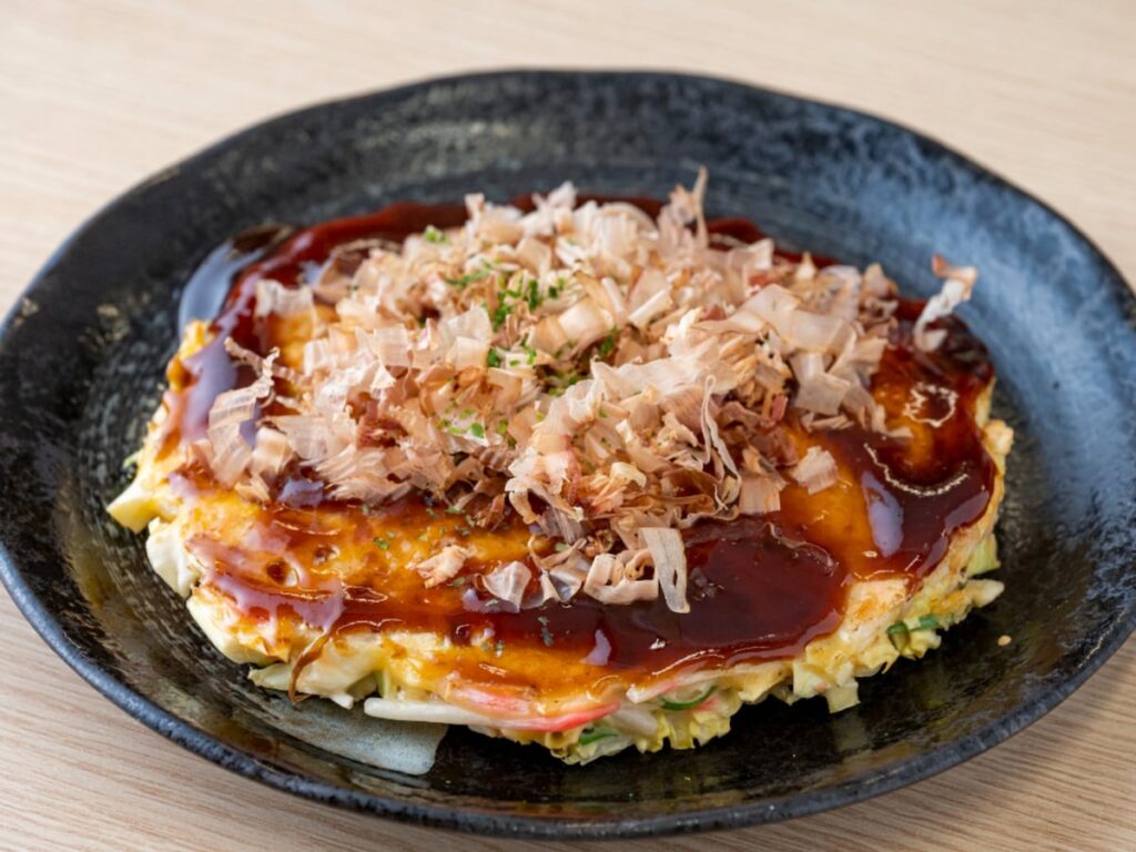 旅先で食べたい「大阪府のご当地グルメ」ランキング！ 2位「お好み焼き」を抑えた1位は？ 【2025年調査】 - All About ニュース