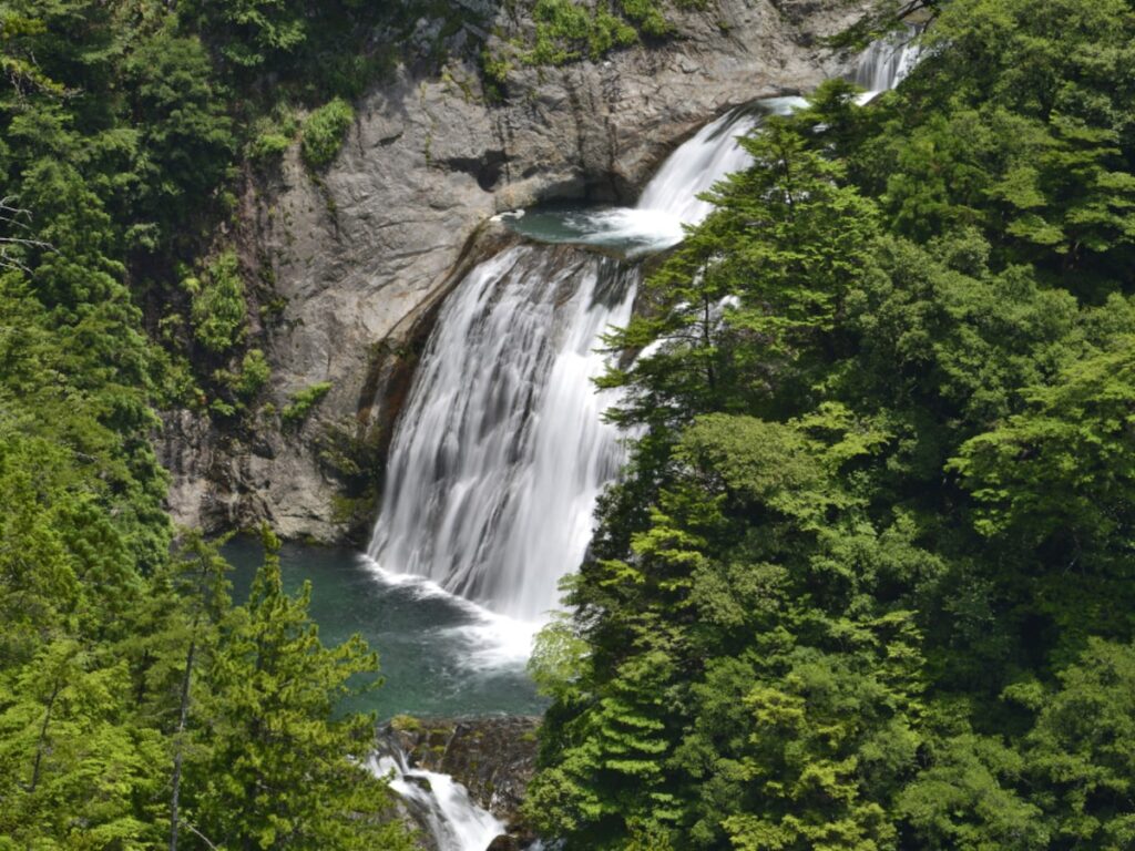 長期休みに行きたい「奈良県の穴場秘境」ランキング！ 2位「不動七重の滝」、1位は？ 【2025年調査】 - All About ニュース