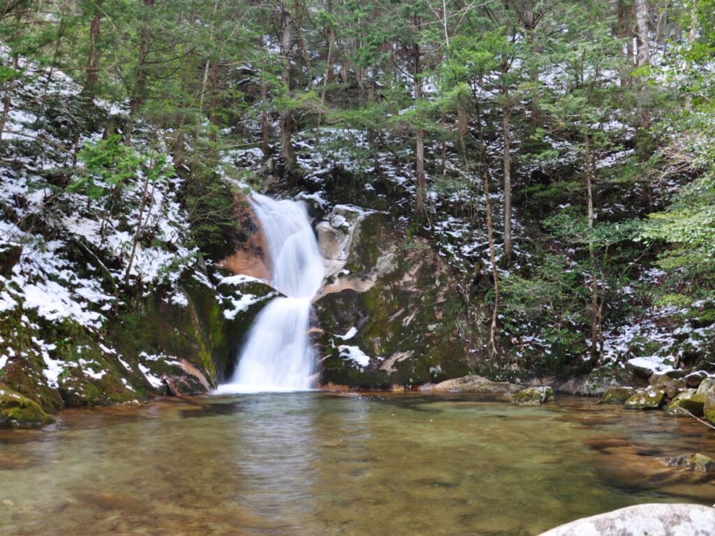 長期休みに行きたい「山口県の穴場秘境」ランキング！ 2位「寂地峡五竜の滝」を抑えた1位は？ 【2025年調査】 - All About ニュース