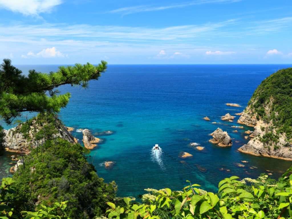 長期休みに行きたい「鳥取県の穴場秘境」ランキング！ 「龍神洞」を抑えた同率1位は？ 【2025年調査】 - All About ニュース