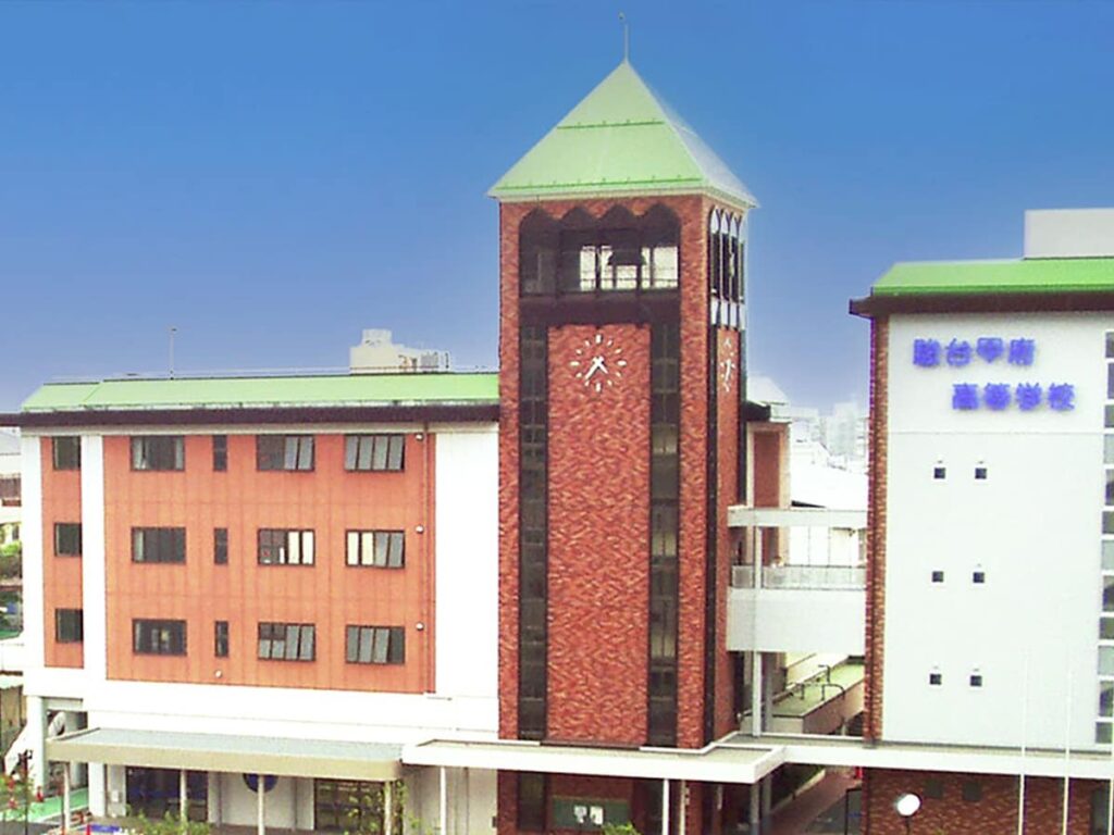 出身と聞いてすごいと思う「山梨県の私立進学校」ランキング！ 2位「駿台甲府高等学校塩部キャンパス」を抑えた1位は？【2025年調査】 - All About ニュース