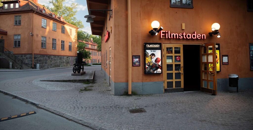 スウェーデン人は映画館で話すことに世界で最も厳しい